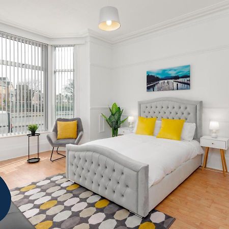 Flatzy - 6 Bed Oasis Close To Football Stadiums Liverpool Eksteriør bilde