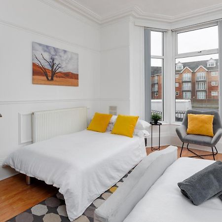 Flatzy - 6 Bed Oasis Close To Football Stadiums Liverpool Eksteriør bilde