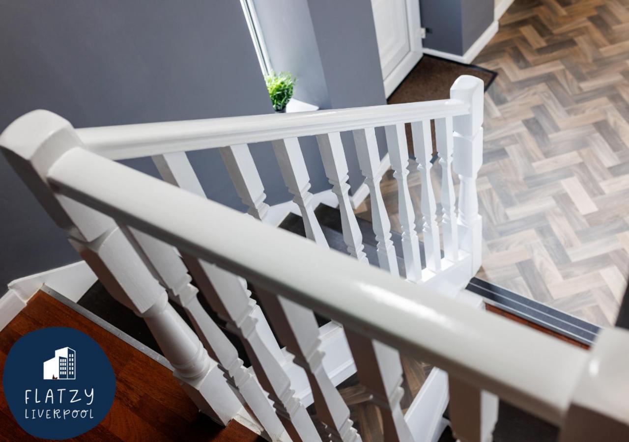 Flatzy - 6 Bed Oasis Close To Football Stadiums Liverpool Eksteriør bilde