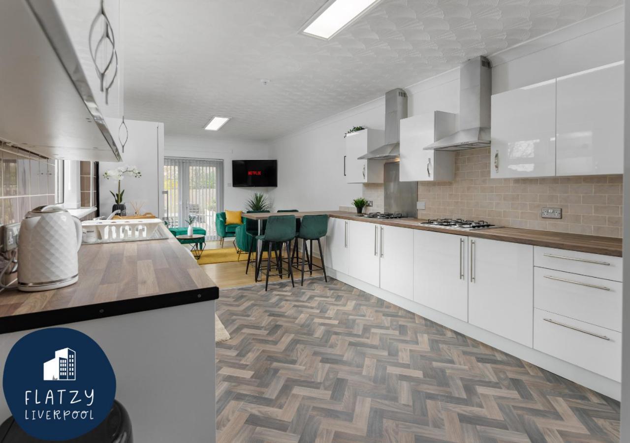 Flatzy - 6 Bed Oasis Close To Football Stadiums Liverpool Eksteriør bilde