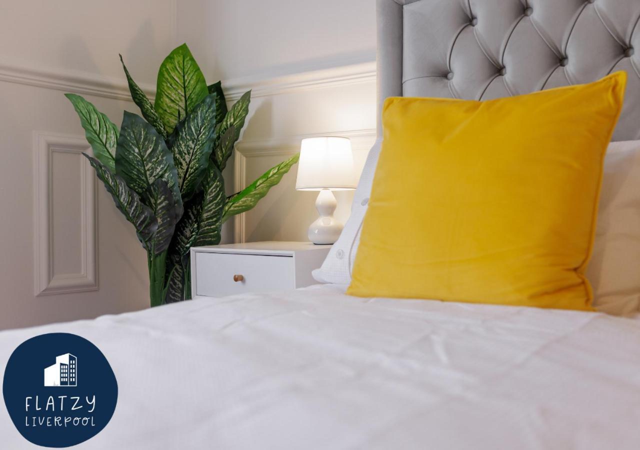 Flatzy - 6 Bed Oasis Close To Football Stadiums Liverpool Eksteriør bilde